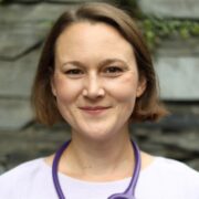 Tierärztin Laura Hoffmann