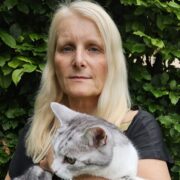 Dr. Angelika de Bruyne